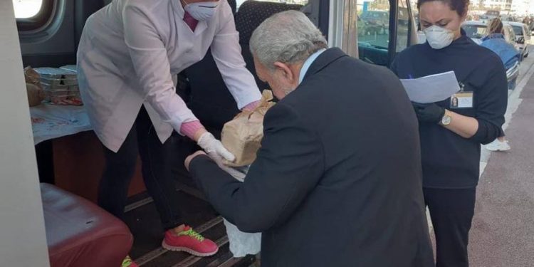 Bashkohu me nismën: Adopto një të moshuar që jeton vetëm!