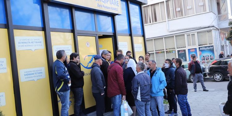 Kur s’na vuri në radhë edhe virusi, s’na bën derman asgjë!