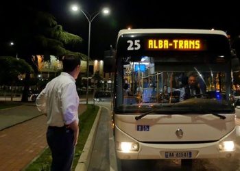 Koronavirusi, Veliaj merr vendimin: Nga nesër Tirana pa transport urban