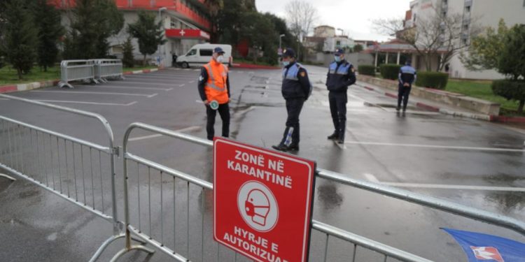 Konfirmohet me koronavirus nëpunësja e Drejtorisë Arsimore