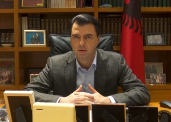 Fatura e dritave, ujit dhe taksat/ Basha 6 propozime për qytetarët dhe biznesin