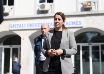 Shqipëria po bën gati spitalin e dytë për të infektuarit me koronavirus