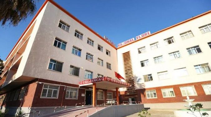 Vlorë/ Katër anëtarë të një familjeje dyshohen me Covid-19, pritet pergjigjia e analizave