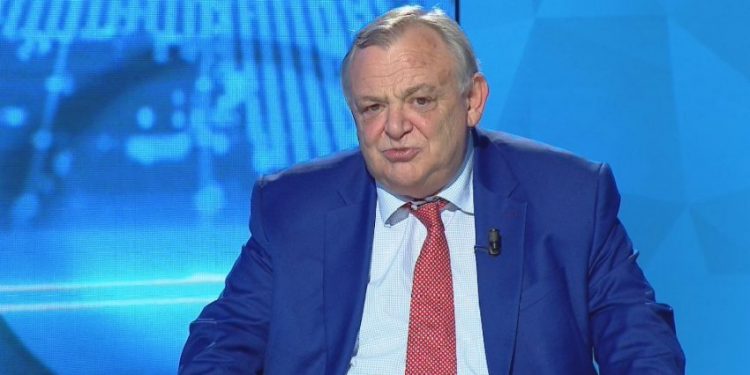 Mjeku Arben Gjata: 70% e shqiptarëve do të preken nga koronavirusi