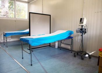 Koronavirusi, shënohet viktima e parë edhe në Greqi