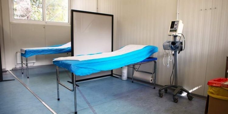 Koronavirusi, shënohet viktima e parë edhe në Greqi