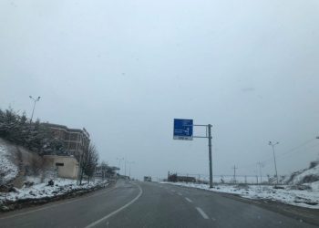 S’ka më ditë me diell, në Shqipëri rikthehen reshjet e dëborës (FOTO)