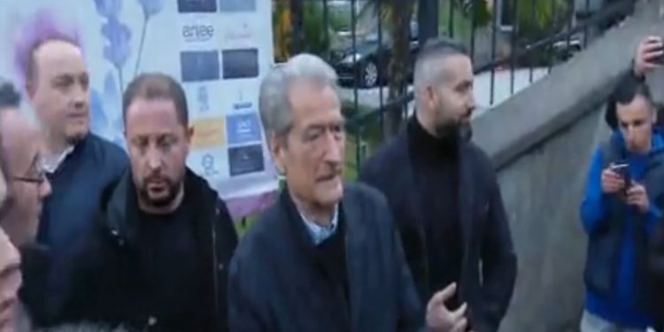 Berisha në protestën e Metës: Fillimi i fundit të narkoshtetit, kemi shpresë