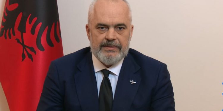 Rama: Keni të drejtë të më shani dhe ofendoni, por jo të mos zbatoni urdhrat e qeverisë