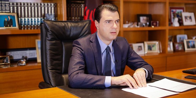 Basha thirrje Ramës: Ndihmo familjet në nevojë dhe biznesin (VIDEO)