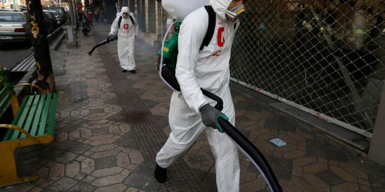 Deputeti vdes nga koronavirusi