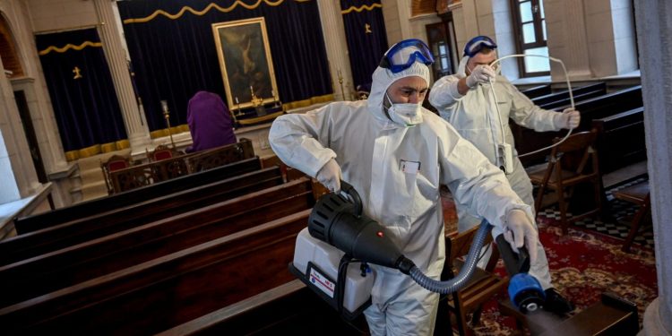 Përhapet shpejt koronavirusi në Turqi, 21 të vdekur dhe 947 të infektuar