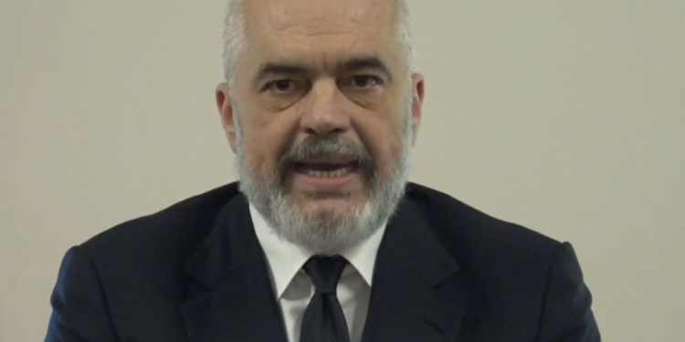 Koronavirusi, mbyllen fasoneritë dhe call centerat