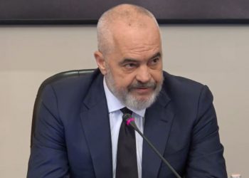 Koronavirusi prek Shqipërinë, Rama njofton mbylljen e shkollave
