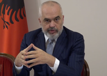 Rama paralajmëron masa të tjera shtrënguese për koronavirusin: Do ndalohen urbanët në Tiranë dhe Durrës, kompanitë të marrin masa se do ketë sanksione