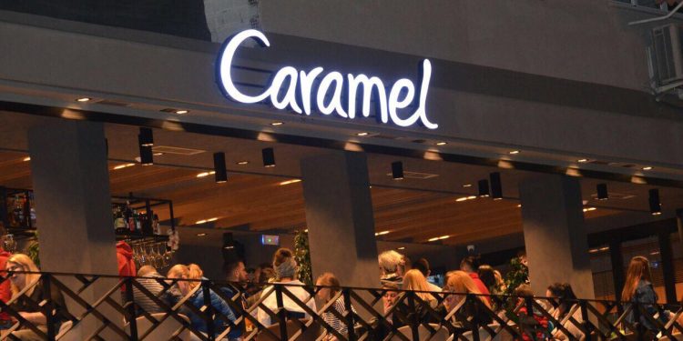 Koronavirusi, lokalet e Gjirokastrës deklarojnë mbylljen: Shëndeti dhe siguria janë më të rëdësishëm (FOTO)