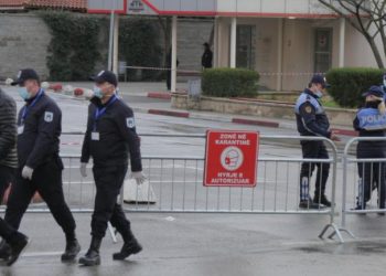 Koronavirusi, mbyllen 500 lokale në Shqipëri
