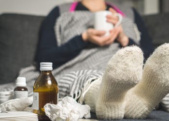 Ja cili është ndryshimi midis simptomave të gripit, ftohjes dhe koronavirusit