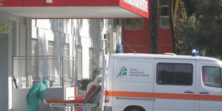 E rëndë/ Shënohet viktima e dytë nga koronavirusi në Shqipëri