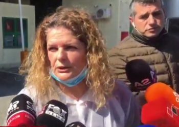 Pse 28-vjeçari me koronavirus nuk u kontrollua kur hyri në Shqipëri, flet mjekja nga kufiri