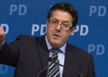 Edi Paloka: O shqiptarë, po s’u ngritët sot për Sali Berishën, s’do ketë më kush t’ju mbrojë. Do t’ju marrin jetën