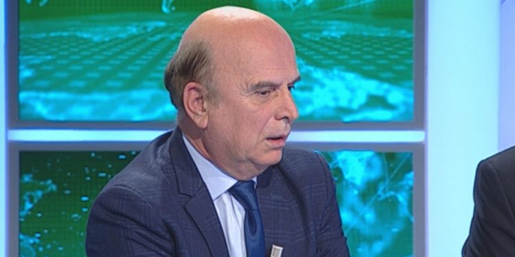 Ish-ministri i LSI rrëzon akuzat e PD-së: Maskat e skaduara mund të përdoren pa asnjë problem