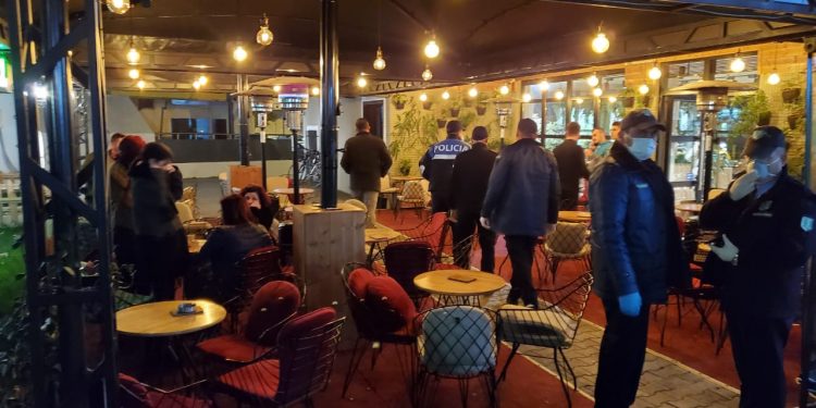 Koronavirusi, policia dhe ushtria 70 pika kontrolli në të gjithë vendin