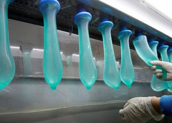 Mungesë globale të prezervativëve prej koronavirusit