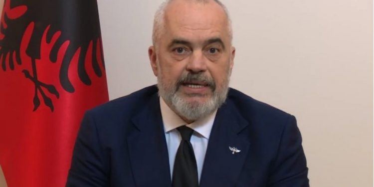 Rama: Punonjësit e administrates shtetërore nuk do të përdorin makina për të shkuar në punë