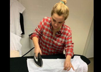 Monika Kryemadhi i hekuros këmishën Metës: Duhet mirëqënia e familjes…