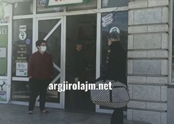 Gjirokastra në karantinë, shihni çfarë ndodh në farmacitë e qytetit (VIDEO)
