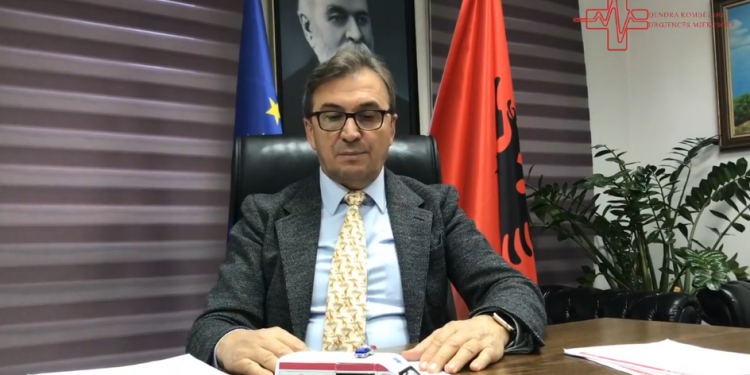 Këshilla në kushte shtëpie, flet drejtori i Urgjencës Kombëtare: Ja medikamentet që duhet të përdorni nëse keni shenja gripi