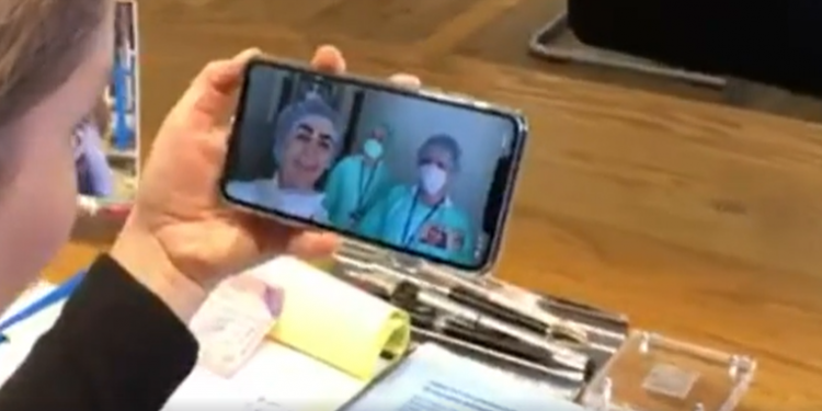 Lajm i mirë/ Dy të shëruarit nga koronavirusi, gati të lënë spitalin (VIDEO)