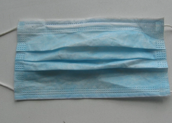 Maskat mbrojtëse nga koronavirusi, ja çfarë duhet të dini