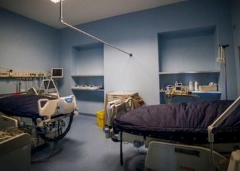 Gjyshja 95-vjeçare fiton betejën me koronavirusin