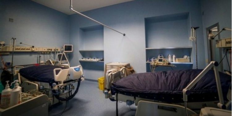 Gjyshja 95-vjeçare fiton betejën me koronavirusin