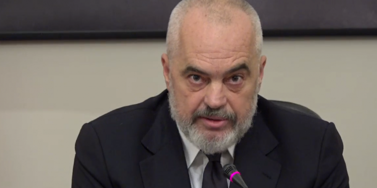 Vendim drastik i qeverisë: Mbyllen lokale dhe palestra gjatë koronavirusit, administrata do të punojë nga shtëpia