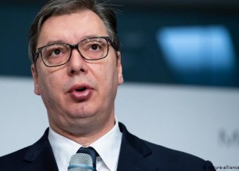 Pas takimit me ekspertë kinezë, Serbia ndryshon strategji për koronavirusin