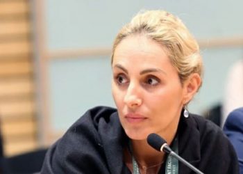 Zv. ministrja Ornela Çuçi lançon nismën “Shqipëria nga Shtëpia”, ja çfarë duhet të bëni (FOTO)