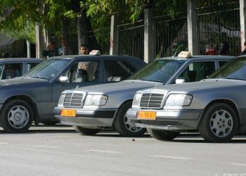 Të hënën nisin punë taksistët, ja rregullat e shoferëve dhe pasagjerëve