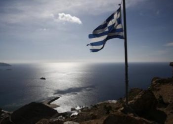 Greqi/ Nga 4 maji qytetarët dalin lirisht, lejohen dyqanet dhe parukeritë