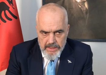 Rama tregon kur do hapen shkollat, lokalet dhe kufijtë