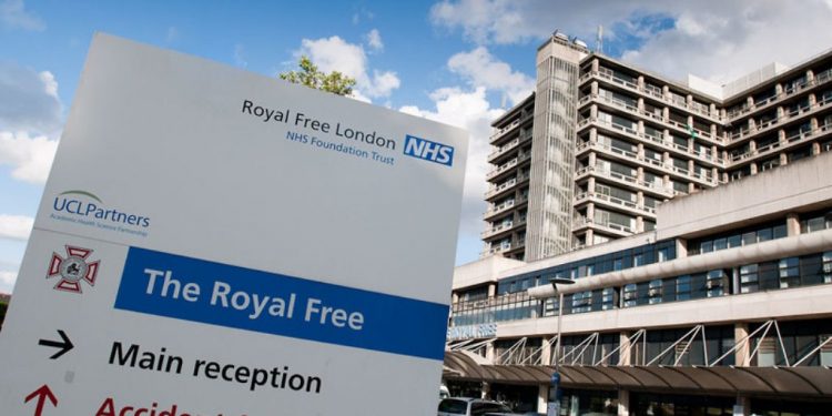 Mjekët britanikë: Koronavirusi rrezikon disa organe të njeriut