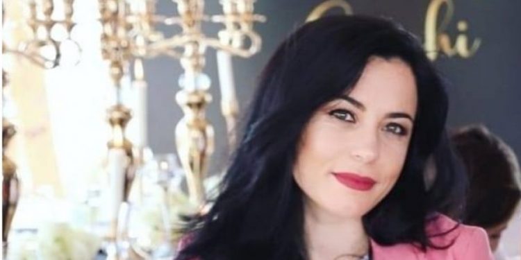 Rrëfimi i mjekes: Nuk doja të largohesha nga Shqipëria, por u bë e papërballueshme