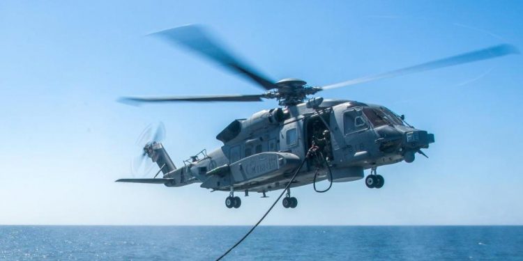 Helikopteri i NATO-s bi në detin Jon, një i vdekur 5 në kërkim