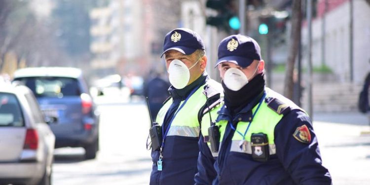 Pa leje në këmbë ose me makinë, 19 qytetet ku nga nesër do të lëvizet lirshëm