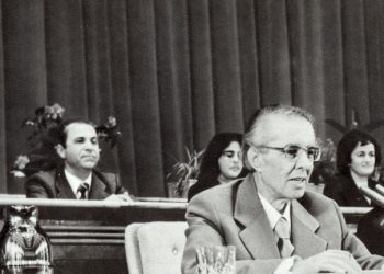 Letra nga Gjirokastra për Ramiz Alinë: Pashkët në Dropull s’u festuan, u arrit një sukses, por grekërit na provokuan me 20 vajza të degjeneruara, që kërcyen dansin halahup me ushtarët monarkofashiste të postës kufitare