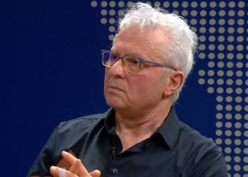 Paralajmërimi i ekspertit: Virusi do të kthehet në shtator, duhet të fitojmë imunitet