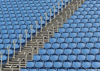 Ndeshje futbolli me tifozë, nga fundi i vitit 2021