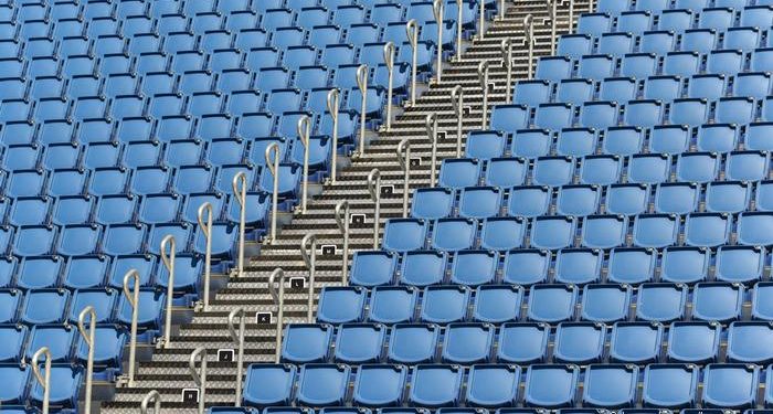 Ndeshje futbolli me tifozë, nga fundi i vitit 2021